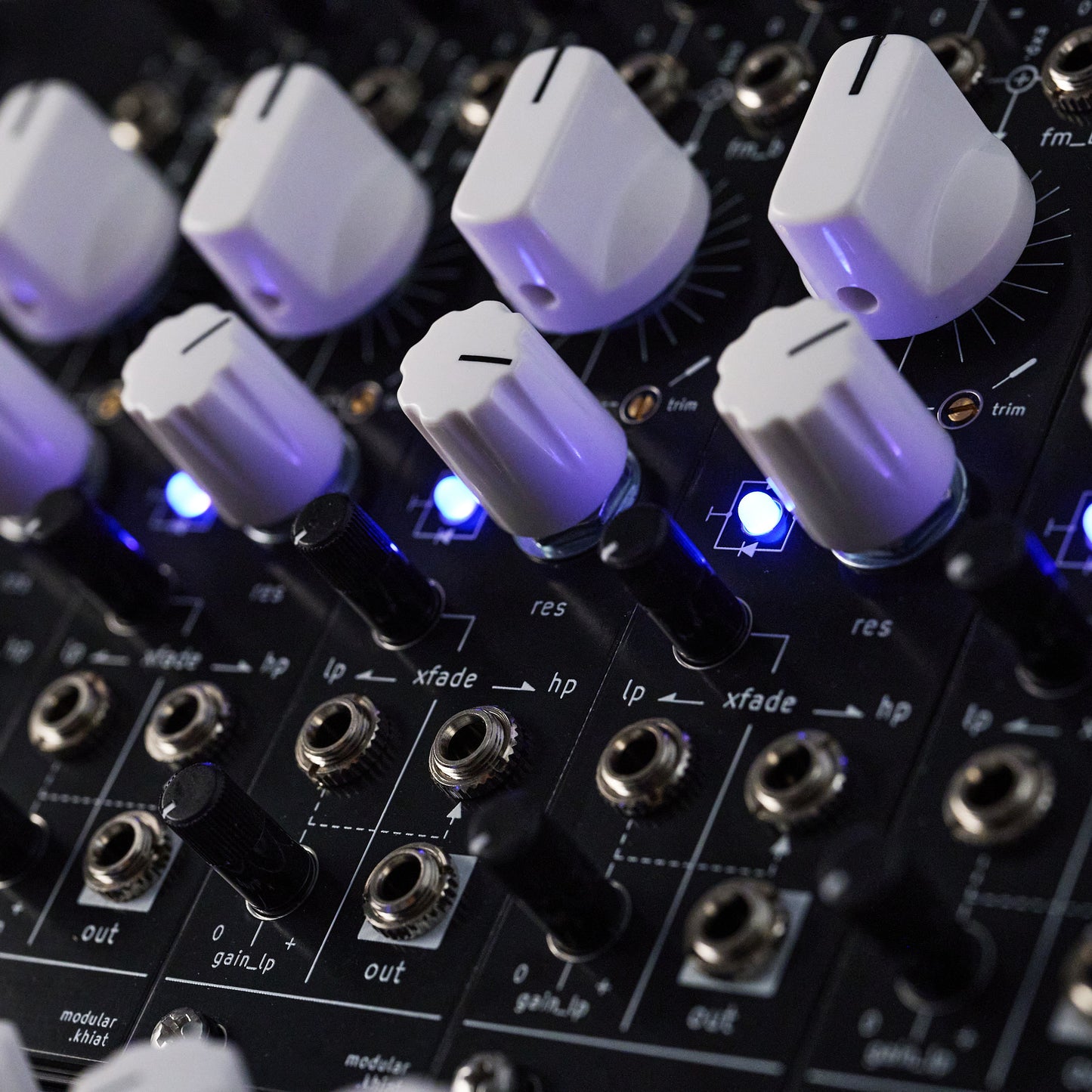 vcf.13700|OTA-core voltage controlled filter